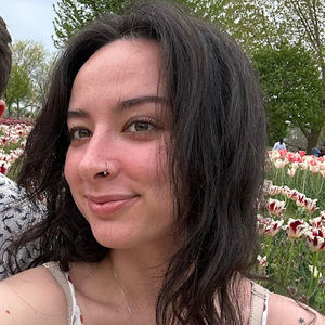 Meet your Posher, Nadia